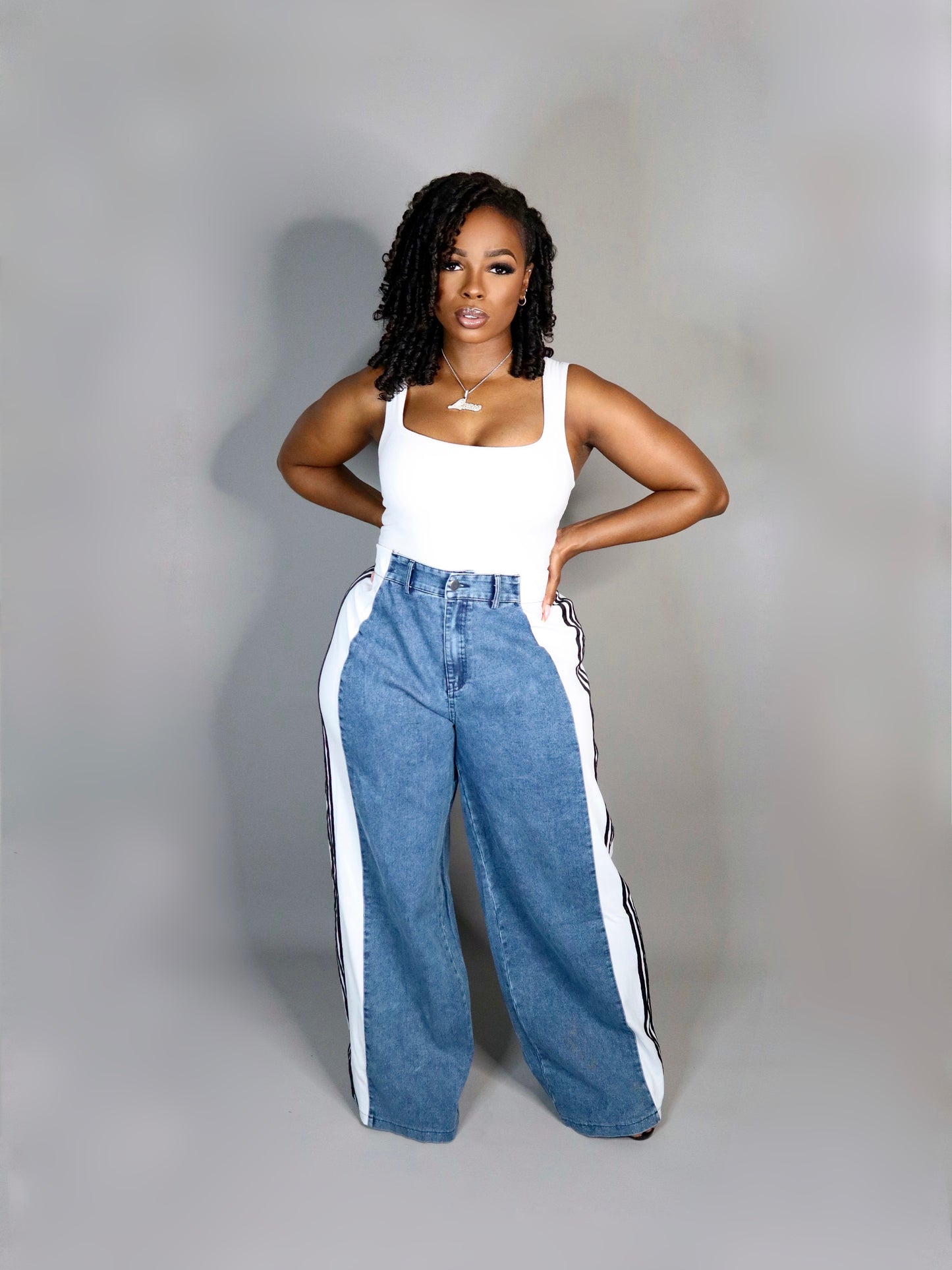 Sport Mode Denim Pants - White
