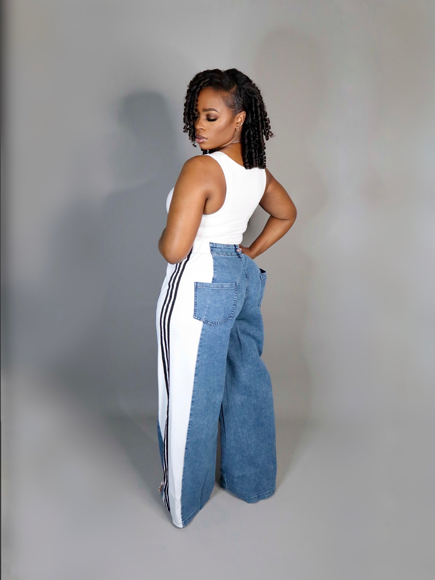 Sport Mode Denim Pants - White