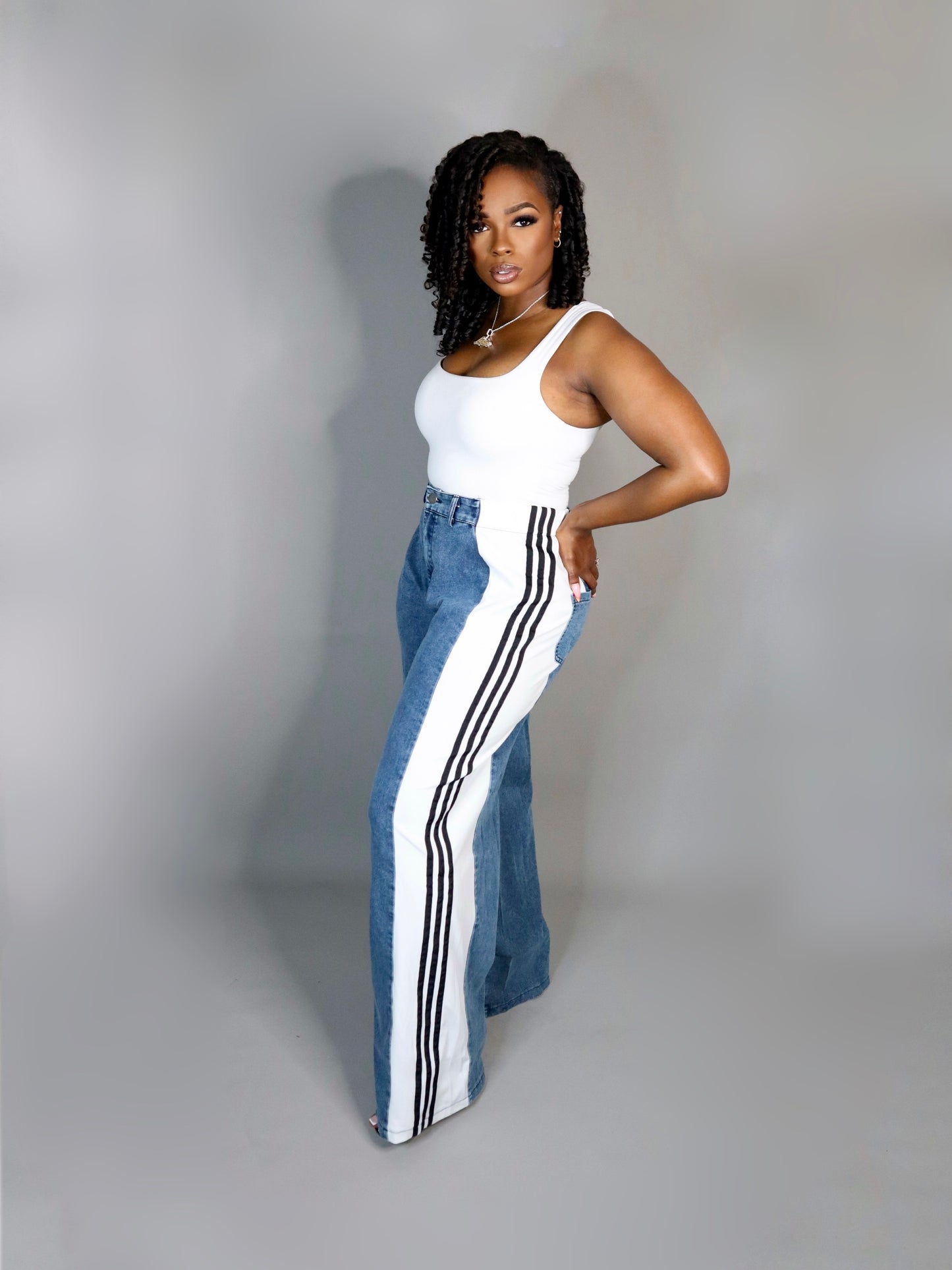Sport Mode Denim Pants - White