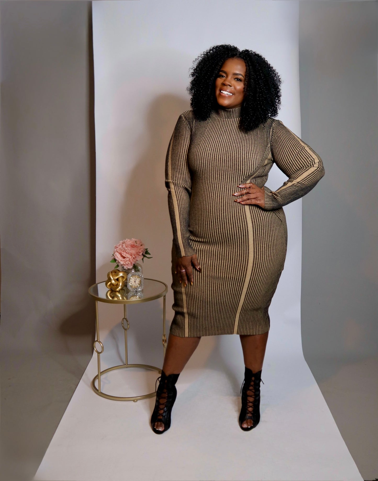 Chic Ribbed Knit Dress