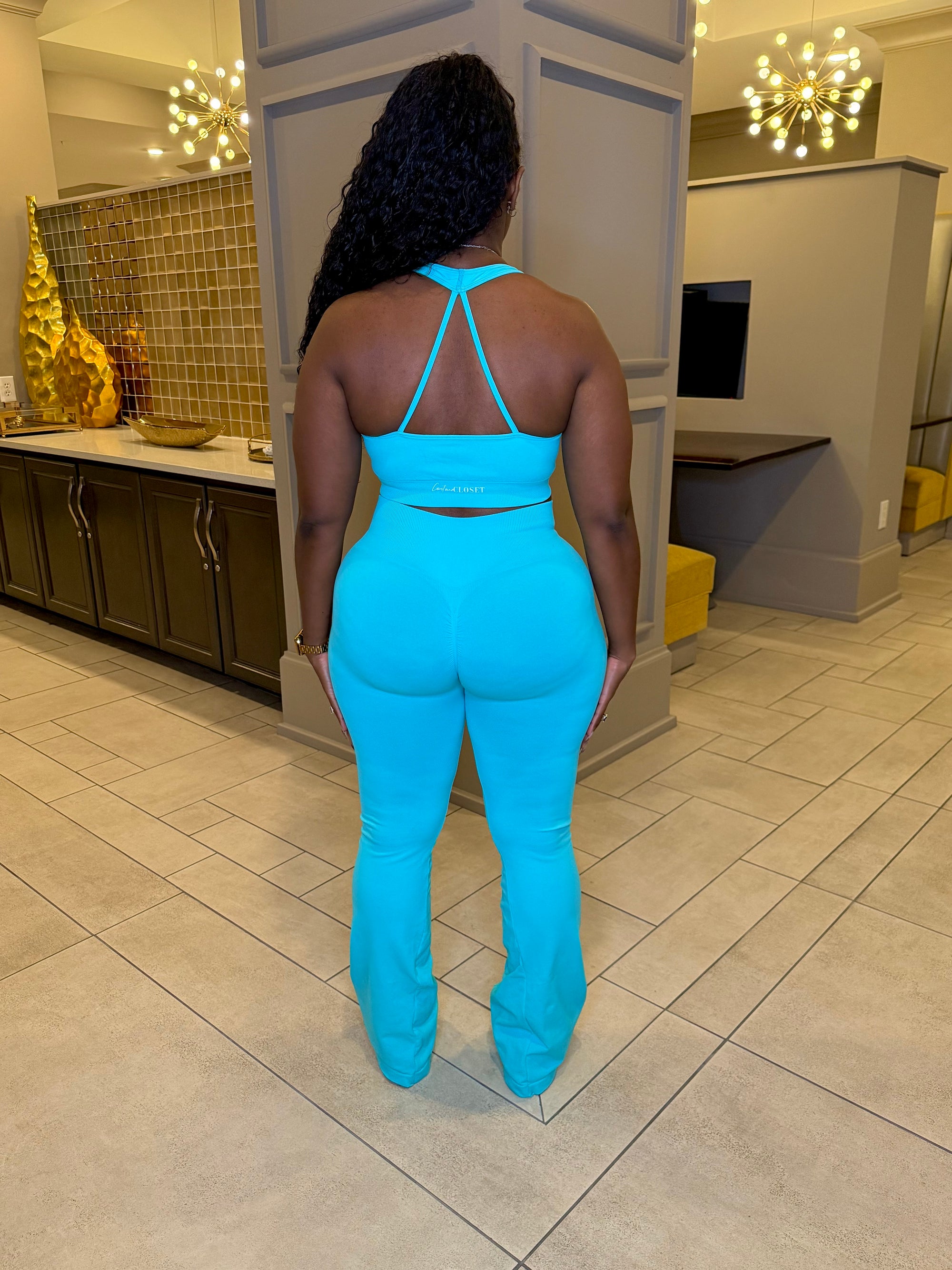 Glacier Blue Contour Set